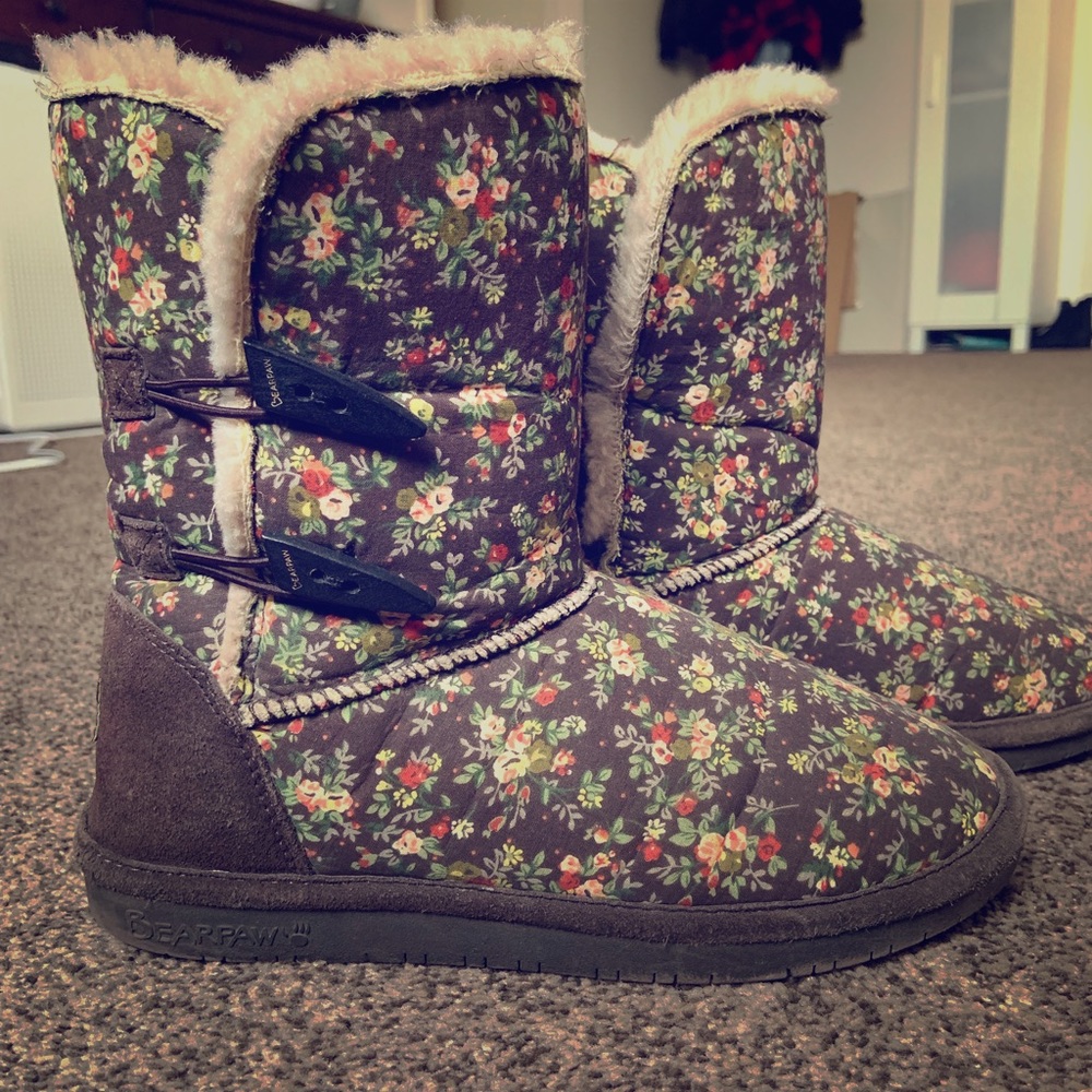 Bear paw boots
